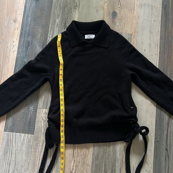 Frame Side Tie Sweater w/ Collar in Black Cashmere Size: Large (L) - Picture 11 of 16